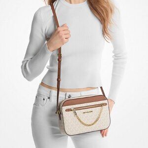 Michael Kors Jet Set Large Logo Crossbody Bag -Vanilla - NWT